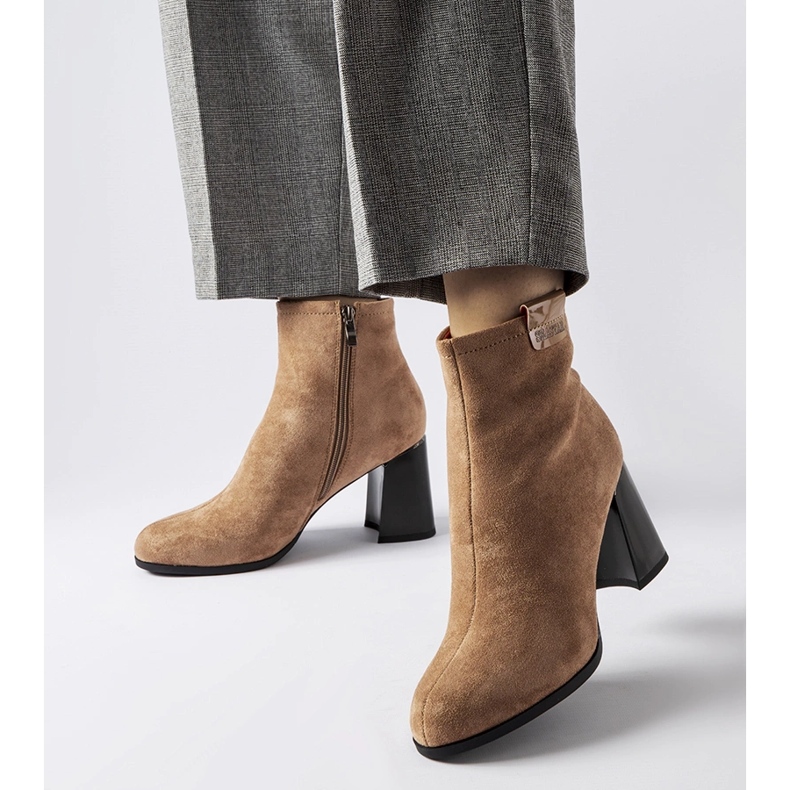 Beiget tyylikkäät nilkkurit Serbadonelta 1