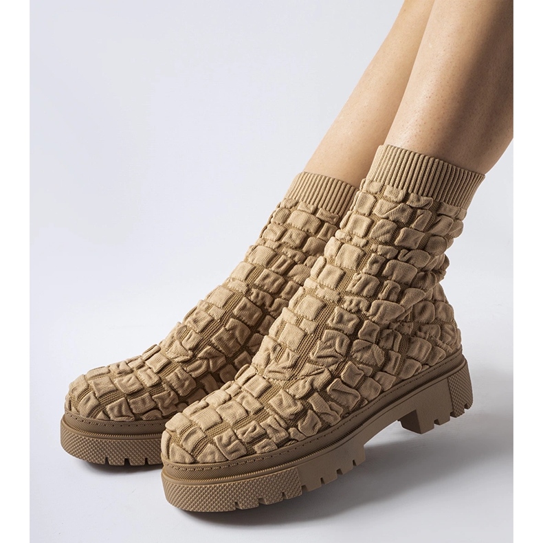 Arlingtonin ruskeat nilkkurit, joissa sukkapäällinen 1