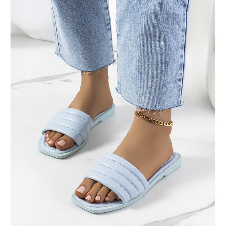 BM Keulenin siniset tossut sininen 1