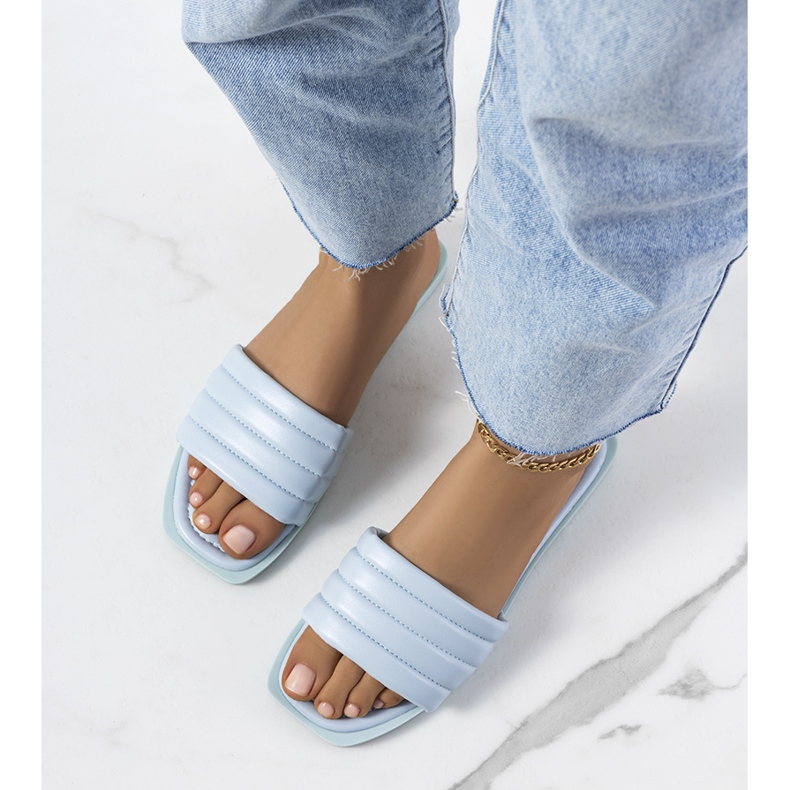 BM Keulenin siniset tossut sininen 2