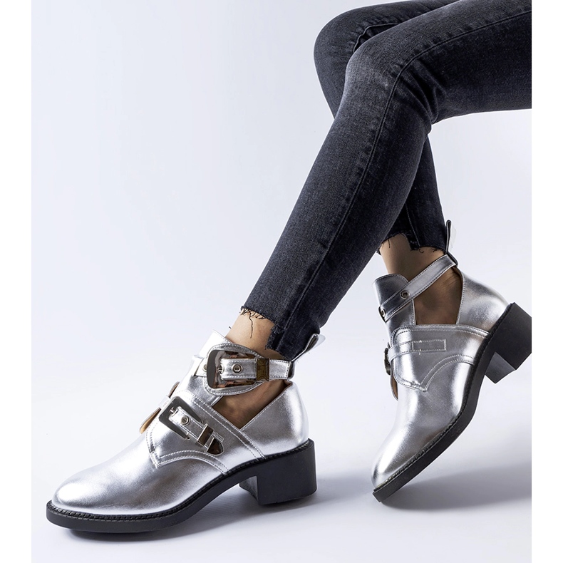 Kirkkaat metalliset, korkeat Ritaldi-nilkkurit hopea 1