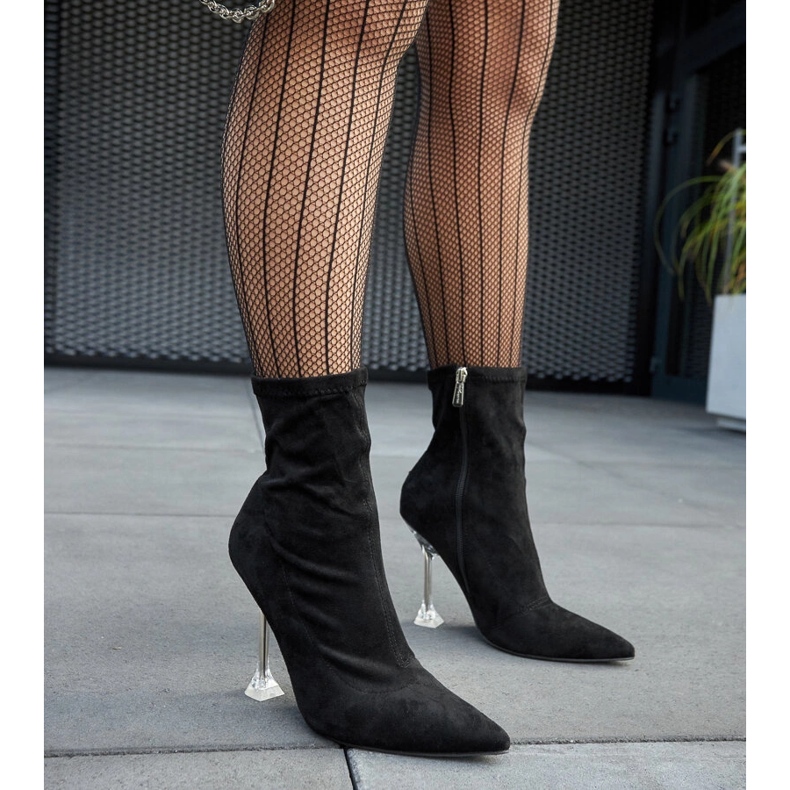 Ferguson mustat nilkkurit koristeellisella kantapäällä 1