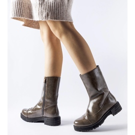 Monsanpolon tummanharmaat eristetyt saappaat 1