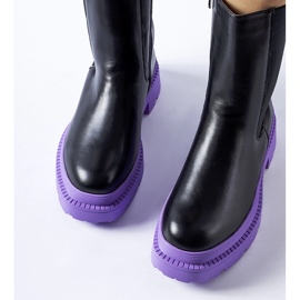 Mustat nilkkurit, joissa violetti Garden-pohja 1