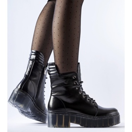 Mustat eristetyt klassiset Aldino-nilkkurit 1