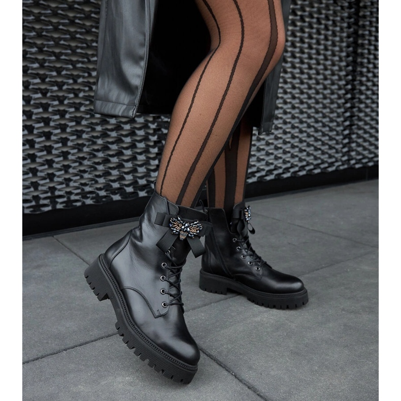 Karino mustat nahkaeristetyt saappaat 2