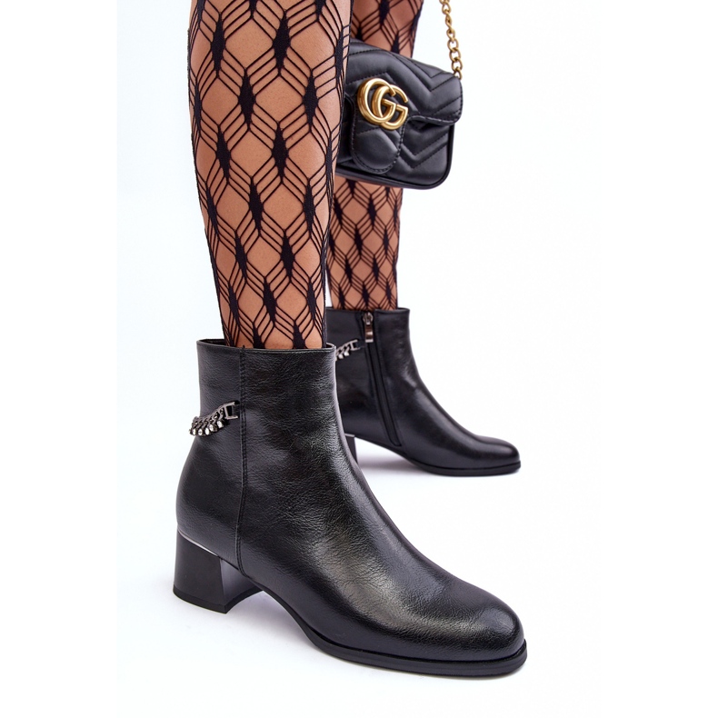 Seastar Matalalla naita -nahkakengät mustalla ketjulla 2