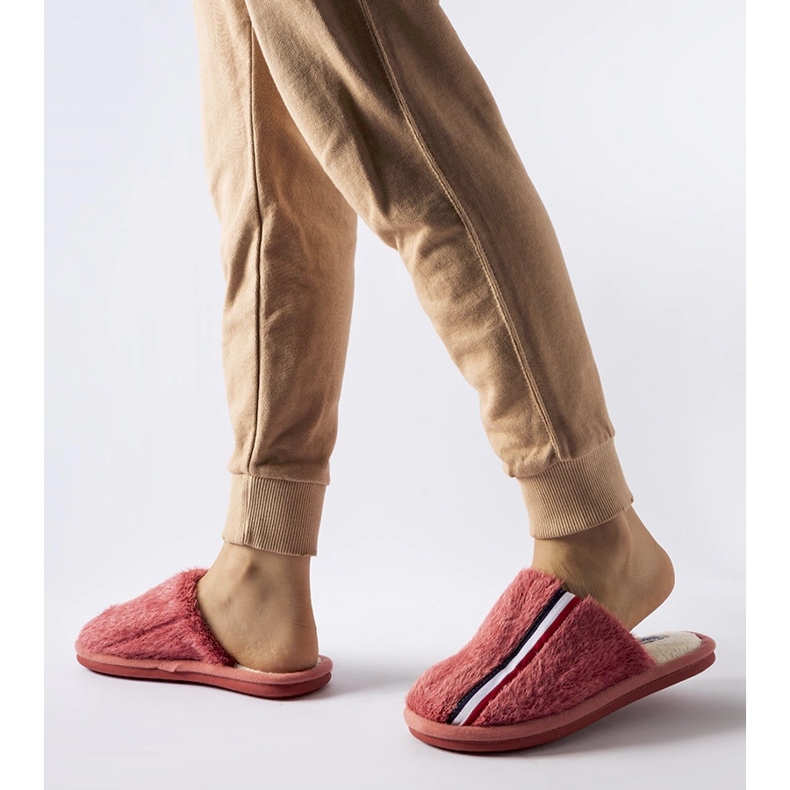 Tummanpunaiset tossut vaaleanpunainen 1