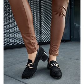 Mustat pumput ekologisella mokkanahalla 1