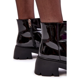 Naisten kiiltonahkaiset saappaat GOE MM2N4058 musta 1