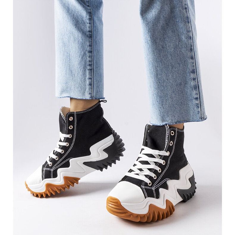 Toron mustat lenkkarit paksulla pohjalla 1