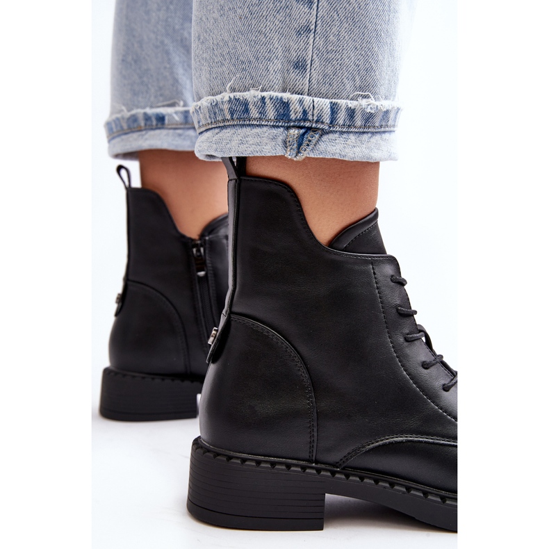 Klassiset naisten tasaiset saappaat, musta Ballisa 1