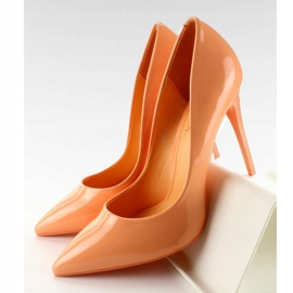 Sileät lakatut E396 oranssit tapit 1