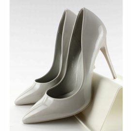 Sileät lakatut E396 Harmaat nastat 1