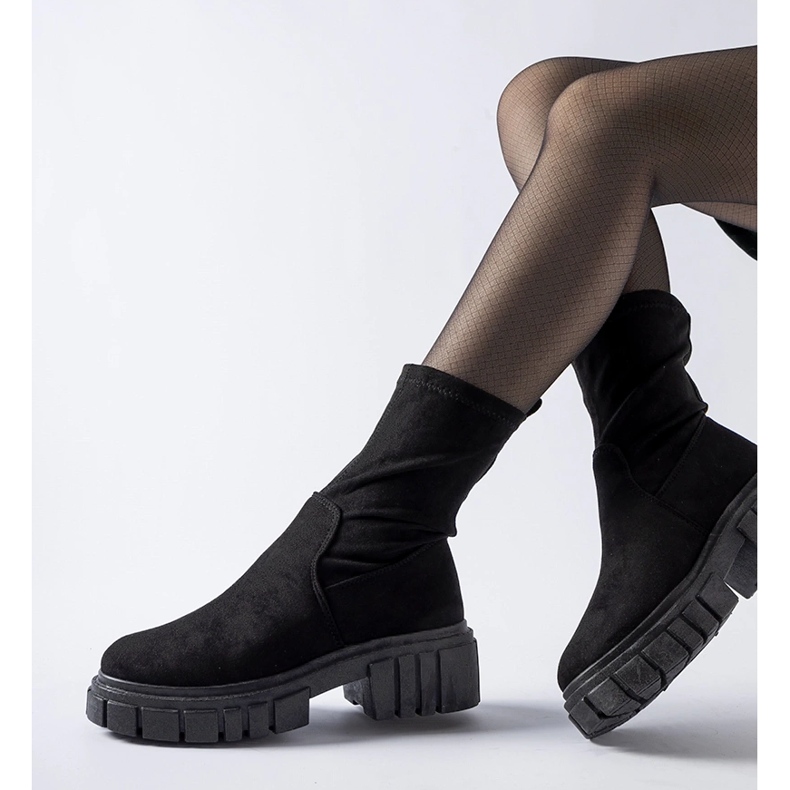 Mustat Montefuscon eko-mokkanahkaiset slip-on saappaat 1