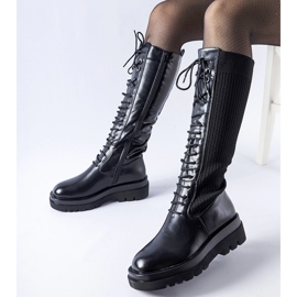 Mustat korkeaeristetyt Geronimo-saappaat 1