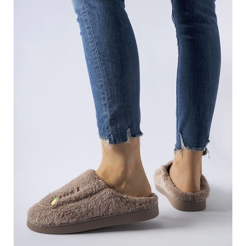 Ruskeat lämpimät Collinsville-tossut 1