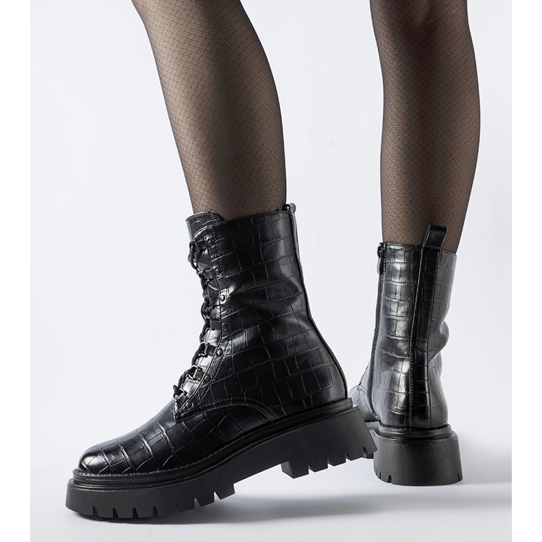 Mustat patentoidut Cressac-saappaat 1