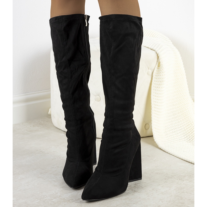 PA1 Telesin mustat korkokengät 1