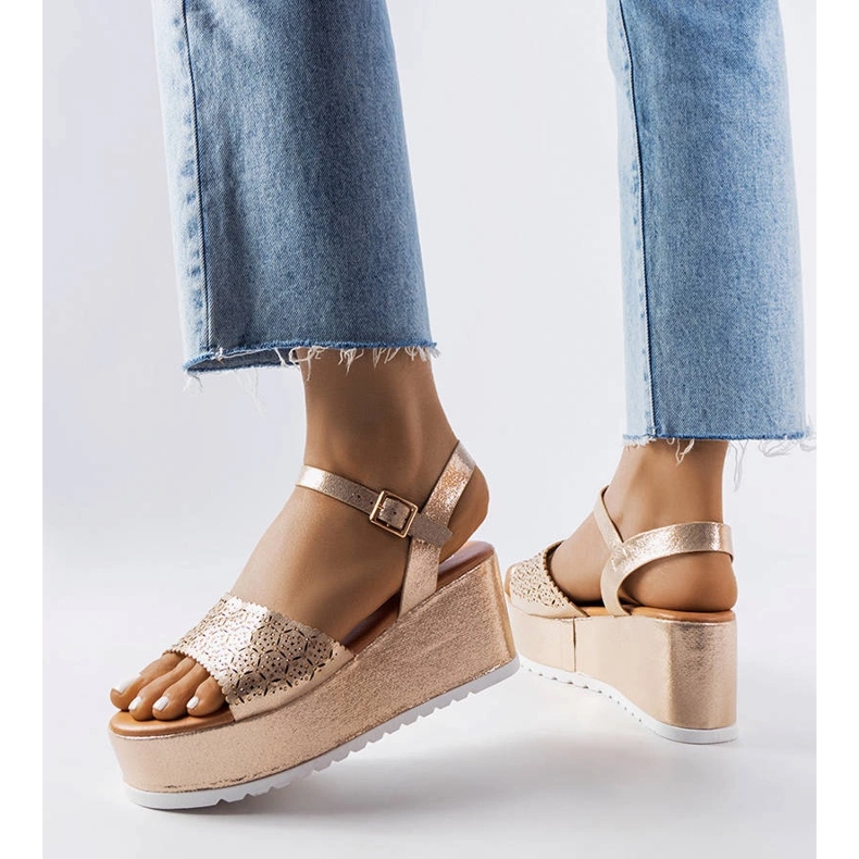 Stocktonin kultaiset harjakattoiset sandaalit kultainen 1