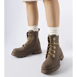 Ruskeat vaelluskengät Alcin-ketjulla 1