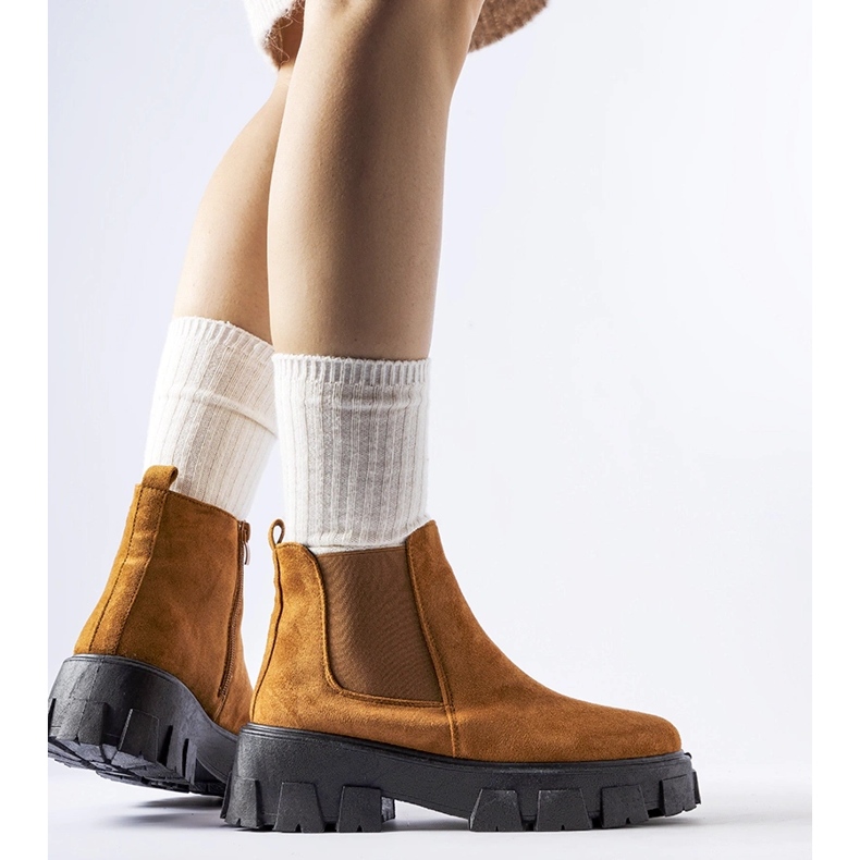 Ruskeat matalat kengät massiivisella Willo-pohjalla 1