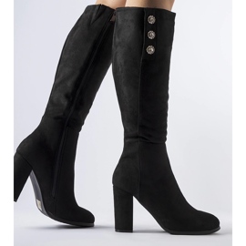 Mustat saappaat koristeltu Lightning-zirkoneilla 1