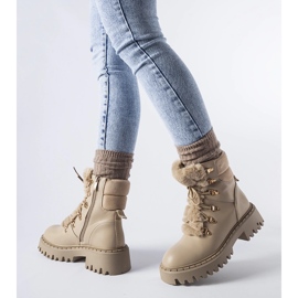 Quarton beige-väriset työhousut koristeturkiksella 1