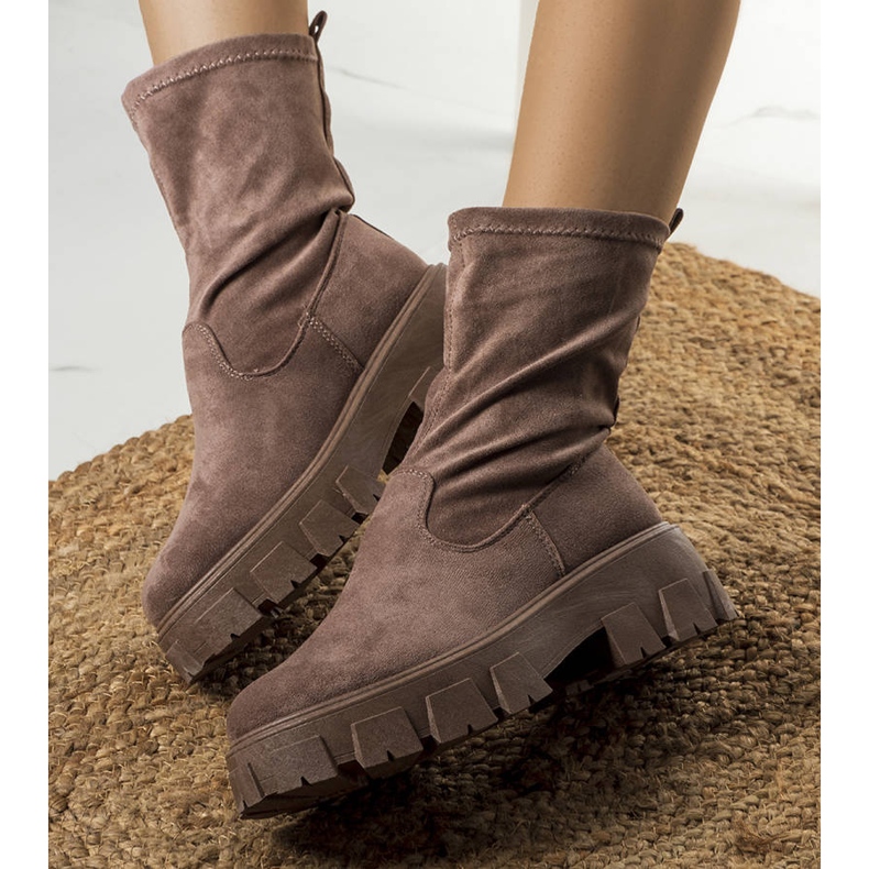 Makaylan ruskeat naisten saappaat 1