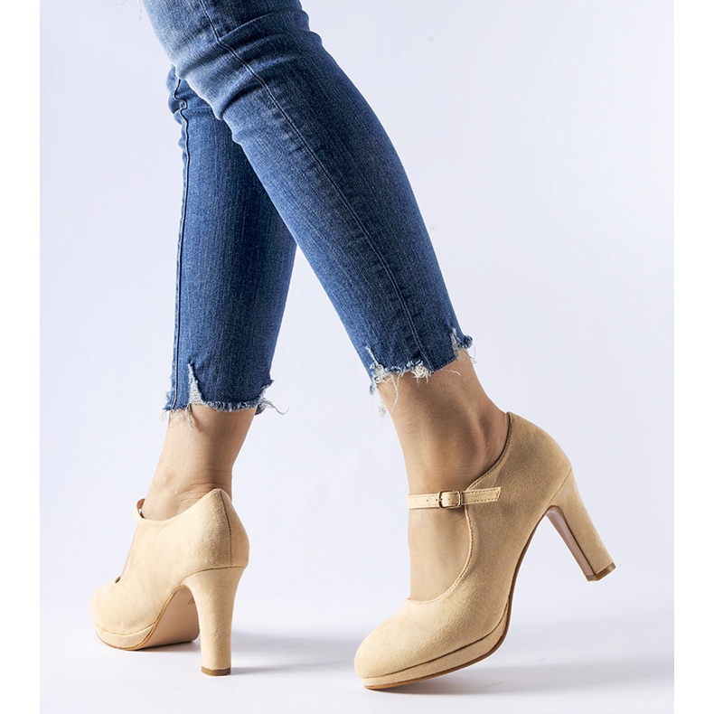 Beiget korkokengät, joissa Serri-kiinnitys 1