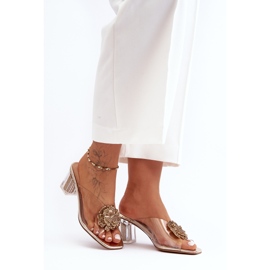 Läpinäkyvät varvastossut korkokennossa kultakoristeella S.Barski MR1037-20 kultainen 1