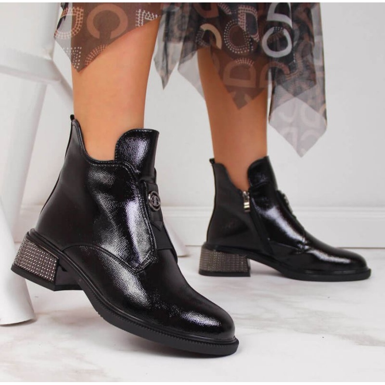 Filippo W PAW256 mustat nilkkurit koristepalalla 2