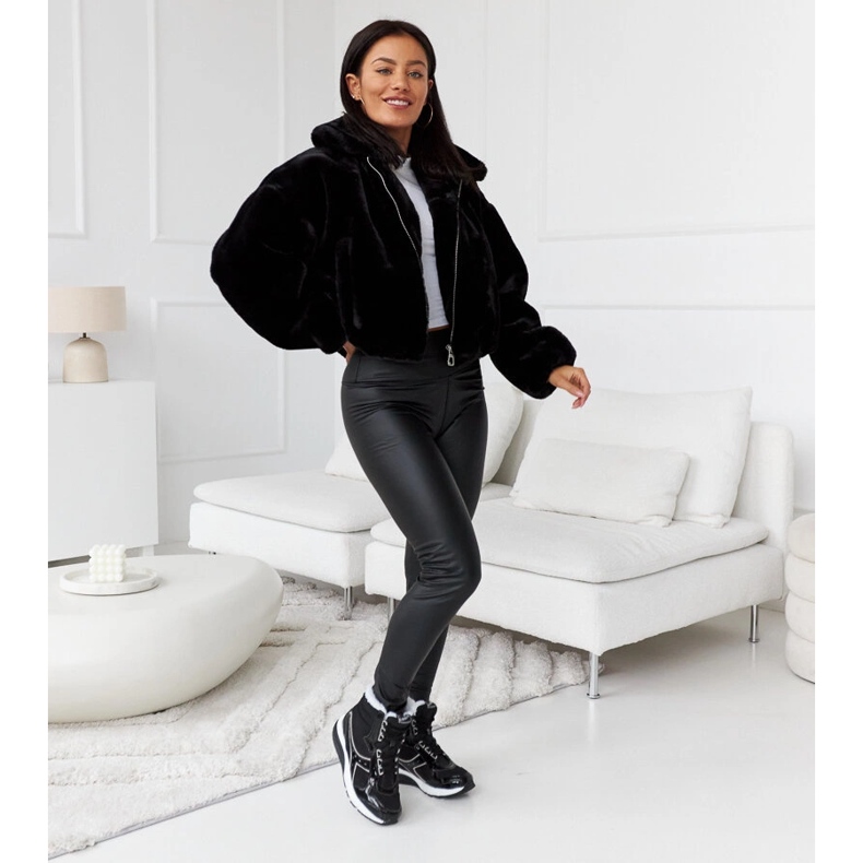 Mustat Diadora-eristetyt urheilusaappaat 1