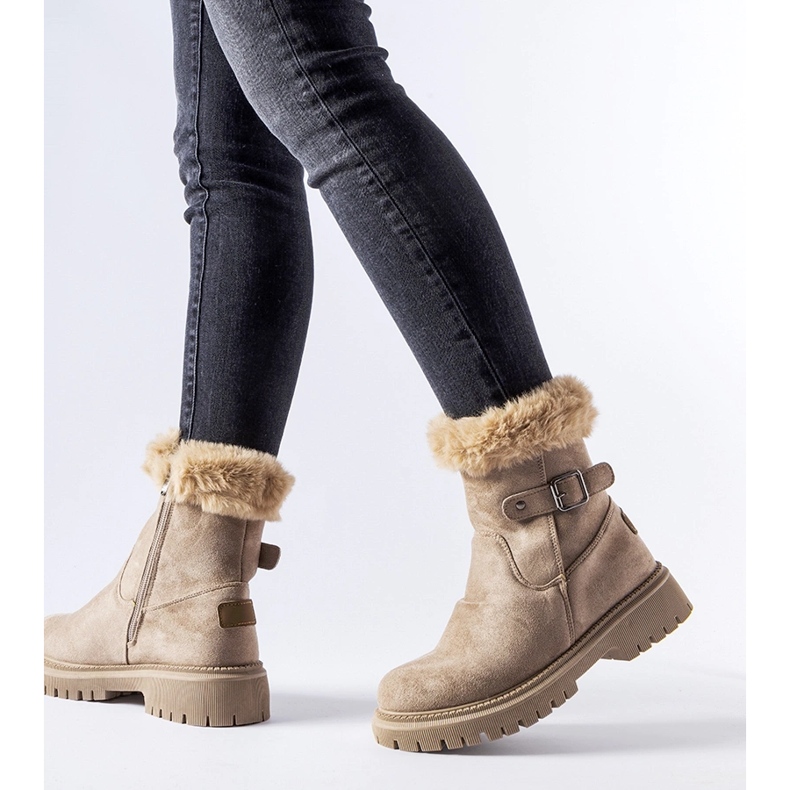 Ruskeat lämpöeristetyt turkissaappaat merkiltä Odetta 1