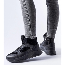 Mustat eristetyt korkeat Malles-lenkkarit 1