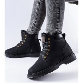 Mustat eristettyjä klassisia Leonardo-työläisiä 1