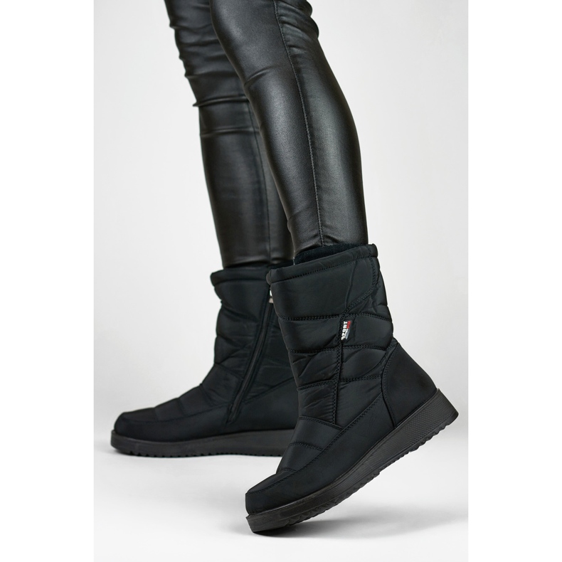 Naisten eristetyt, tikatut, turkiskengät, matalatasoiset lumisaappaat musta 1