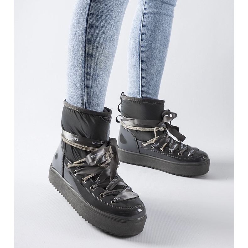 Harmaa patentoitu lumisaappaat Alceo strassit 1