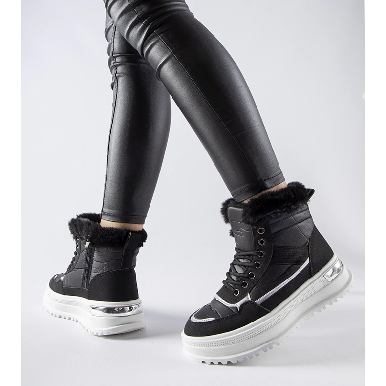 Mustat Trieste urheilulumikengät turkisella 1