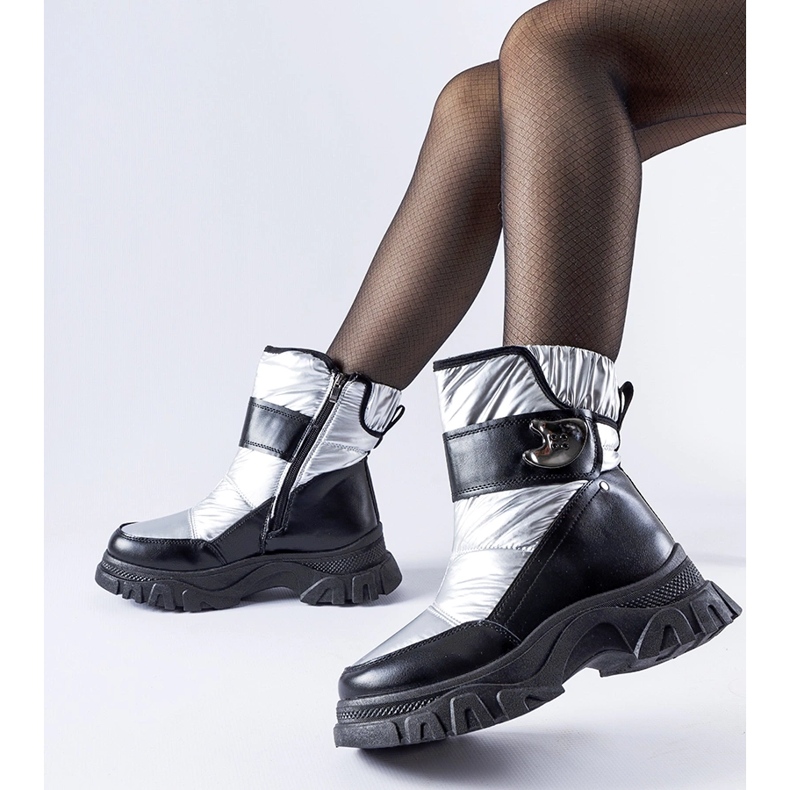 Musta ja hopea eristetyt Carta lumisaappaat 1