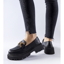 Mustat loaferit koristeltu Uzzone strassit 1