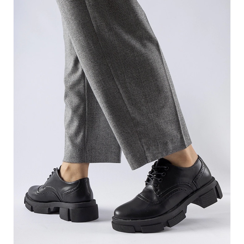 Piazzetta mustat nauhakengät 1