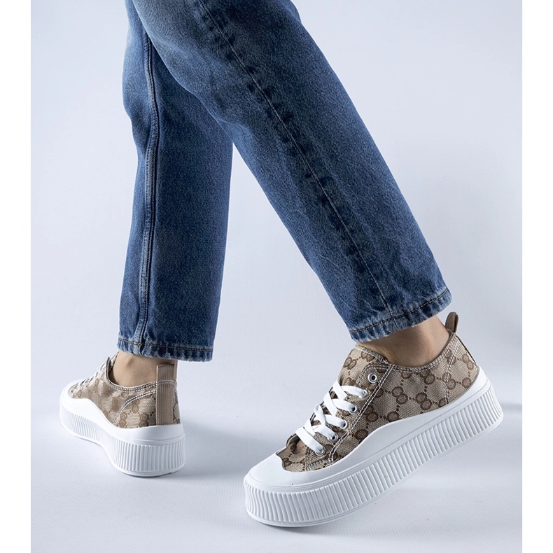 Ruskeat tennarit, joissa on Cavi-monogrammi beige 1