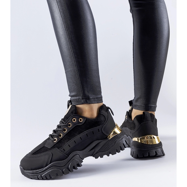 Laudes mustat urheilulenkkarit 1