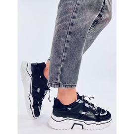 Amica mustat tennarit 2