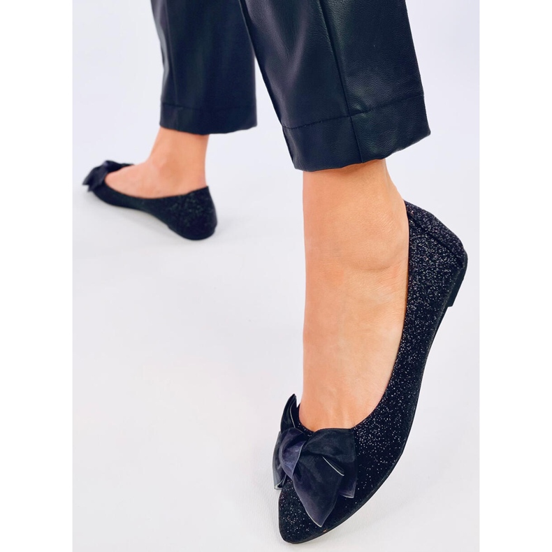 Tyylikkäät Betzi Black glitterballerinat musta 2