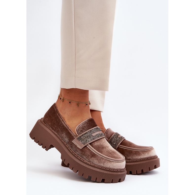 Naisten velour-mokasiinit koristeellisella, ruskea Wendreda 2