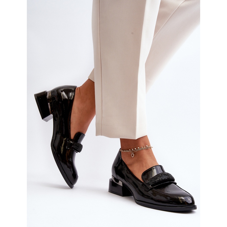 Vinceza Naisten patentoidut matalakorkoiset kengät, musta Marilni 2