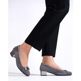 Daszyński harmaat harjakattoiset matalakorkoiset pumput 1