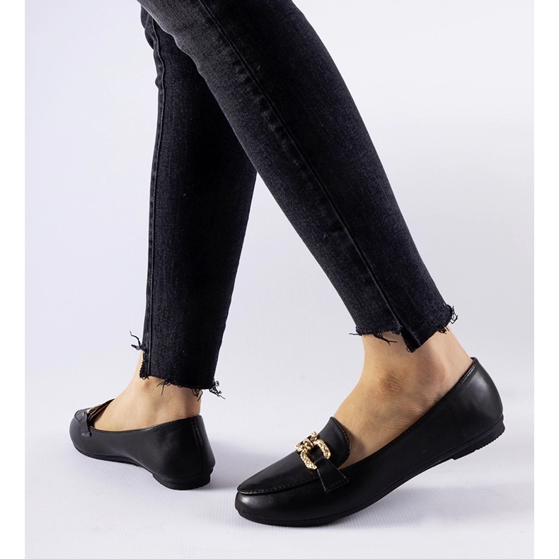 Mustat mokasiinit Sovera-soljella 1